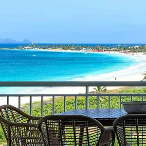 Appartement Grand 48m2 Vue Dominante Sur La Baie Orientale, Cul de Sac